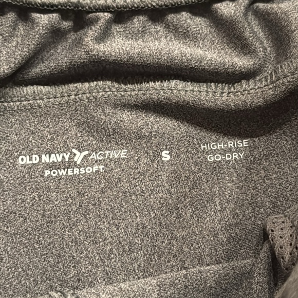 Old Navy Active power soft high rise Go-Dry Women's small Gray Drawstring Shorts - Picture 4 of 4